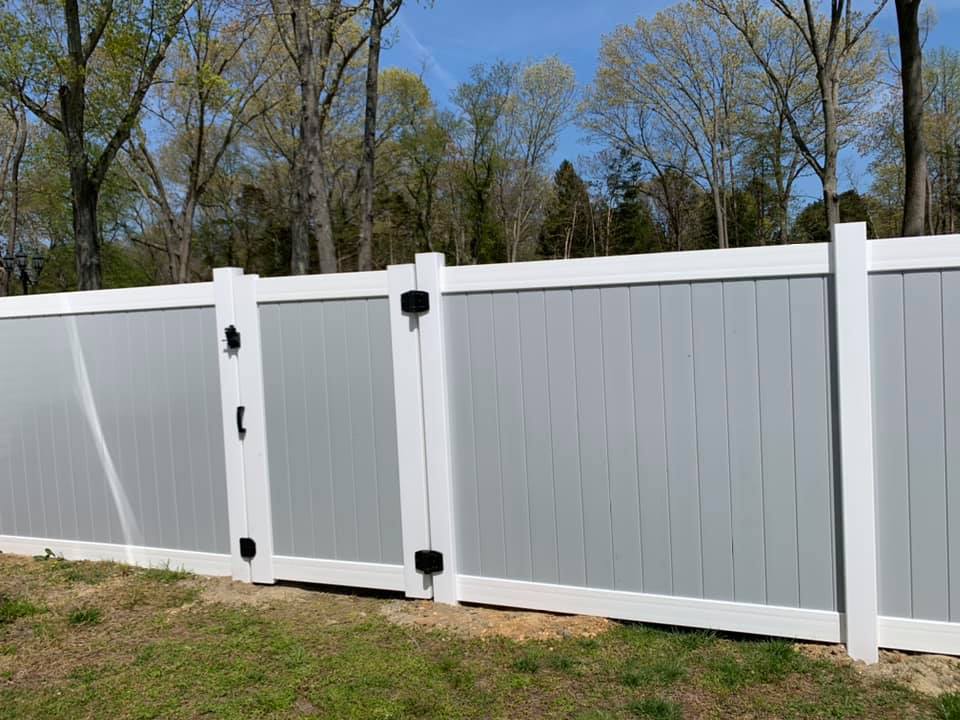 Vinyl/ PVC Fence By ALL STAR CONTRACTING INC.